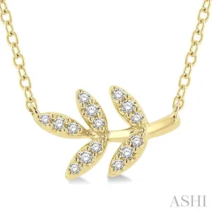 1/10 Ctw Leaf Motif Round Cut Diamond Petite Fashion Pendant With Chain in 10K Yellow Gold