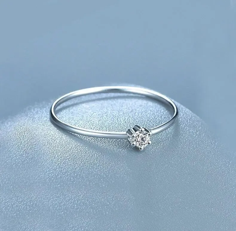 14k White Gold Solitaire Moissanite Ring 0.1ct