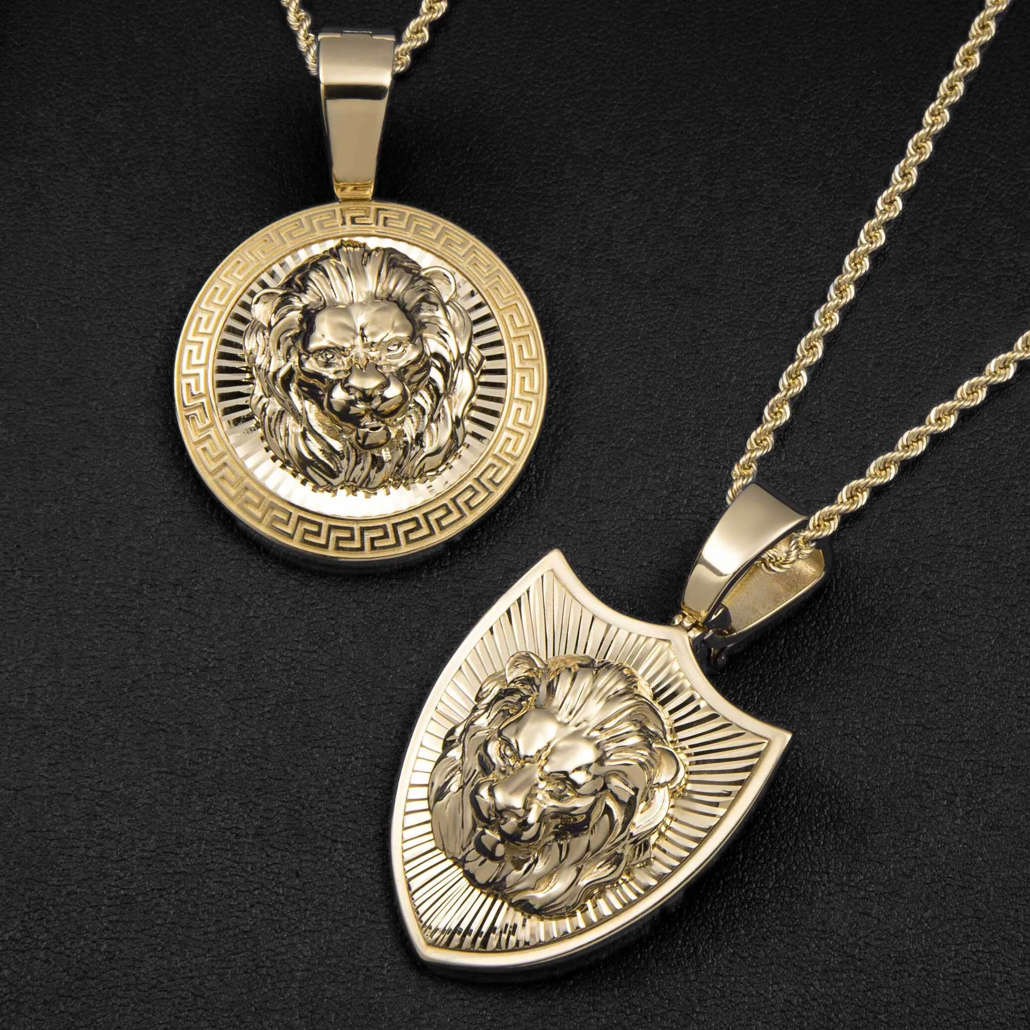 2" Lion Medallion Pendant 10K Yellow Gold