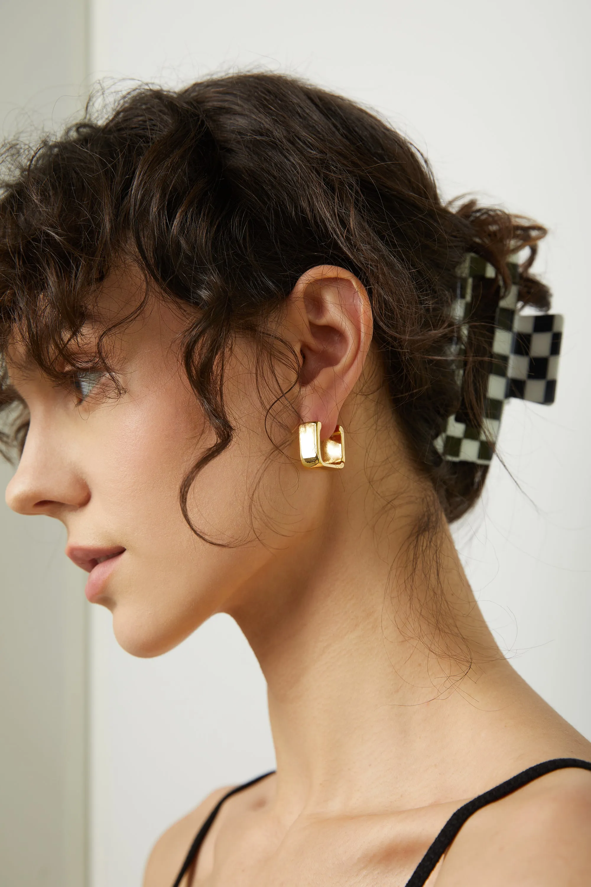 CUBE SHAPE EARRING