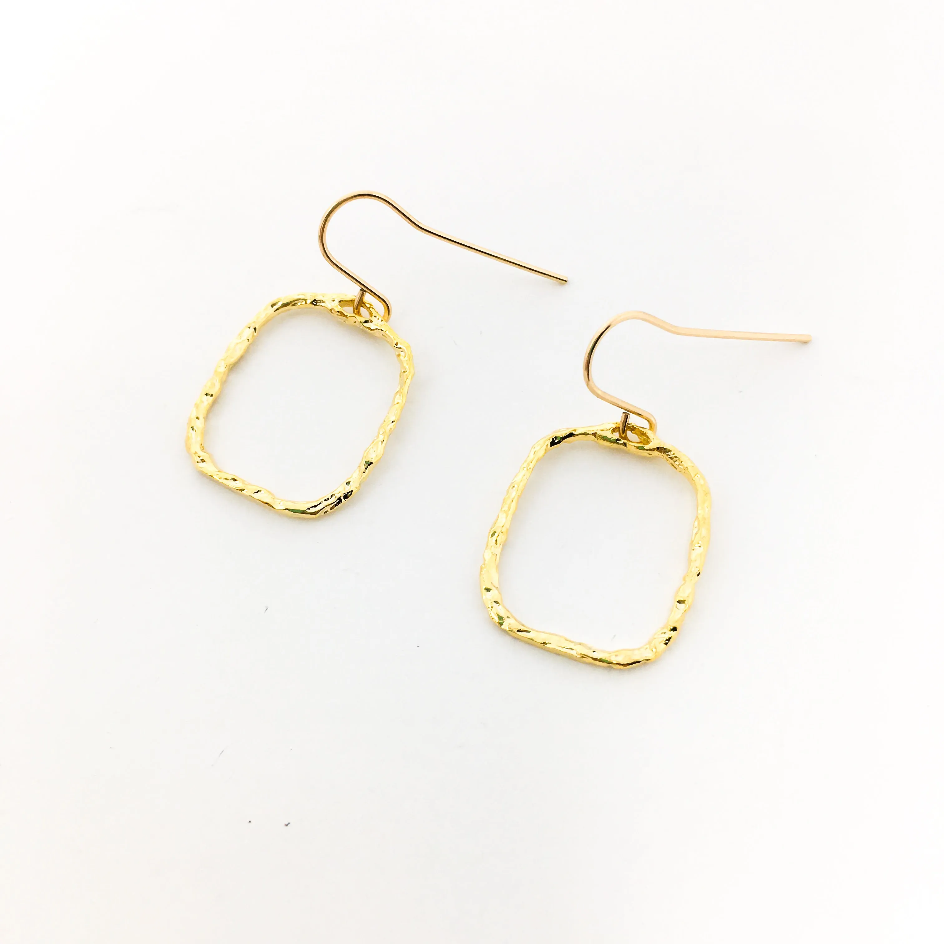 Jana Twisted Hammered Square Earrings | Gold