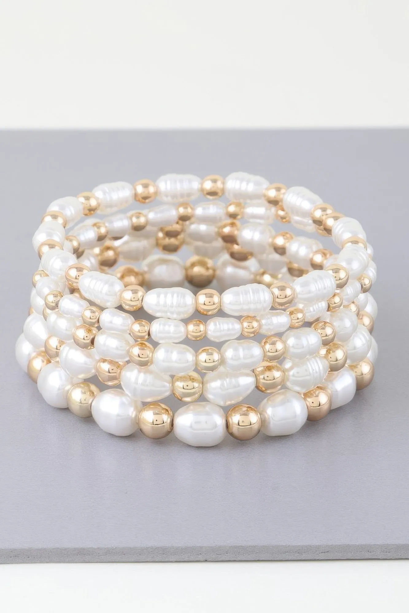 Ribbed Pearl Beaded Bracelet