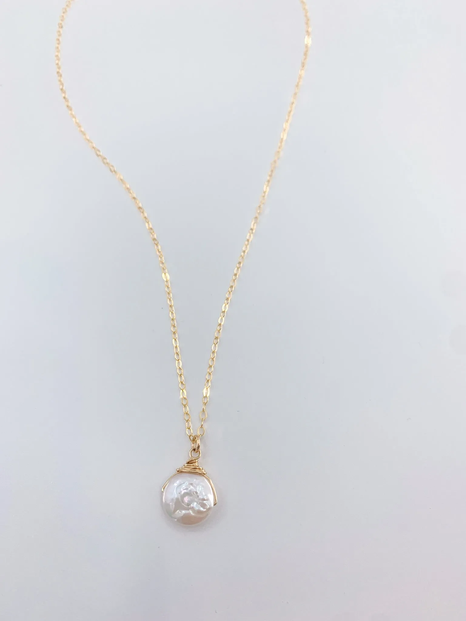 Simple Pearl Coin Necklace