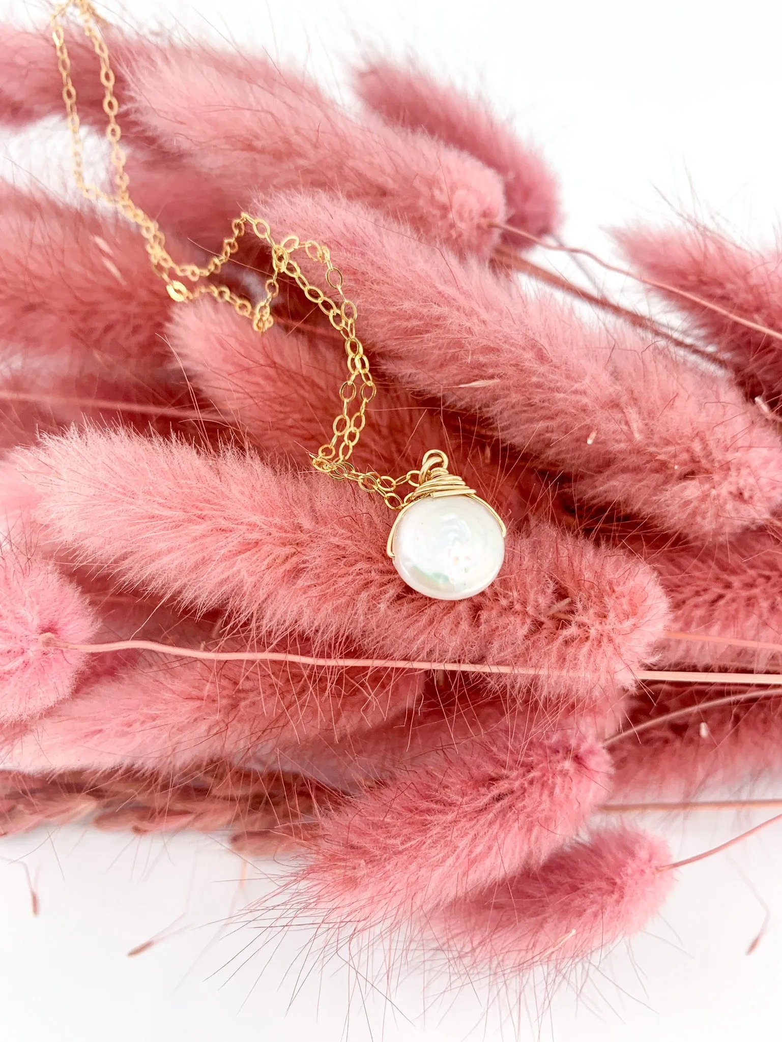 Simple Pearl Coin Necklace