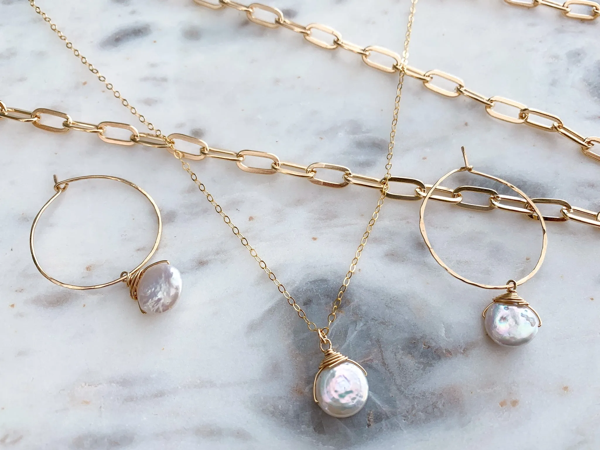 Simple Pearl Coin Necklace